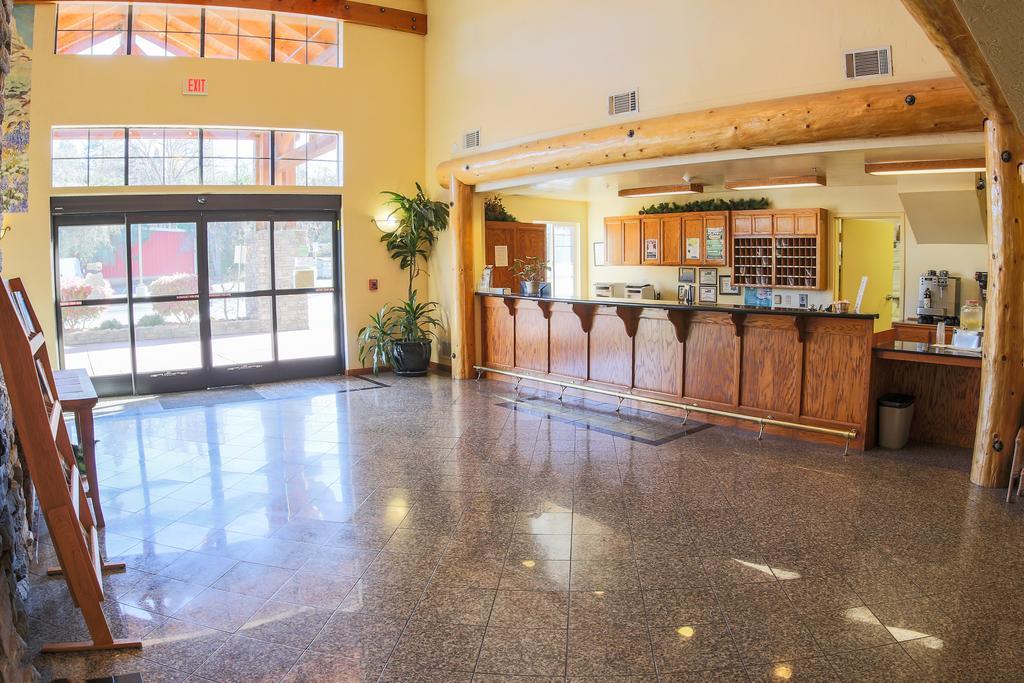 Murphys Suites Εξωτερικό φωτογραφία